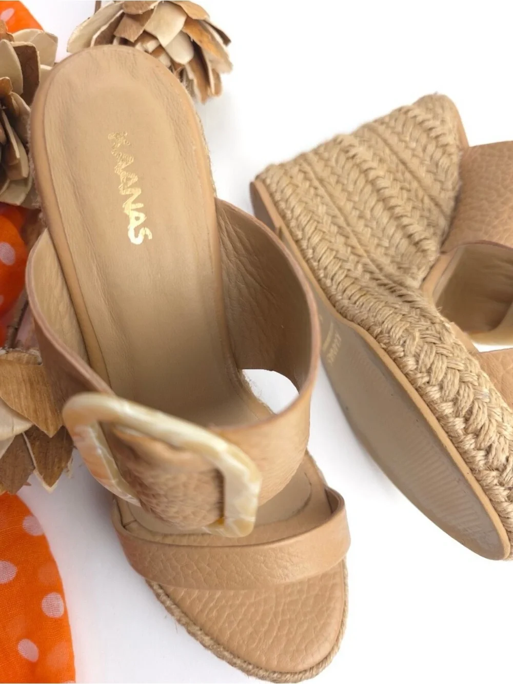 Kaanas Women’s Tan Wedge Slide Sandals with Decorative Buckle Sz 6